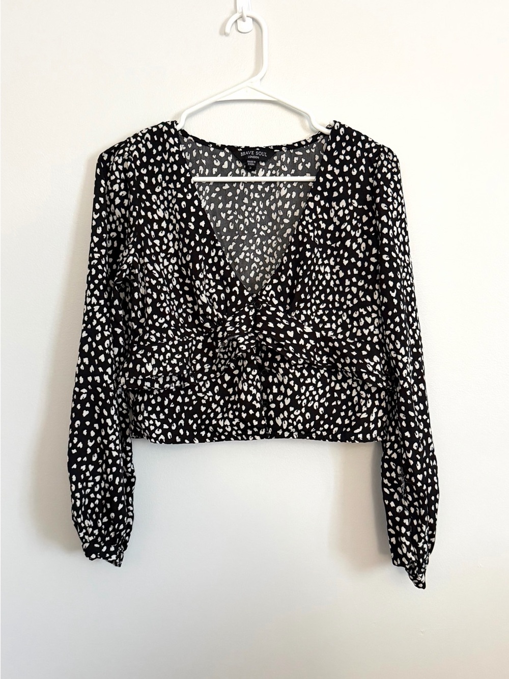 Brave Soul Black and White V-Neck Tie-Front Blouse